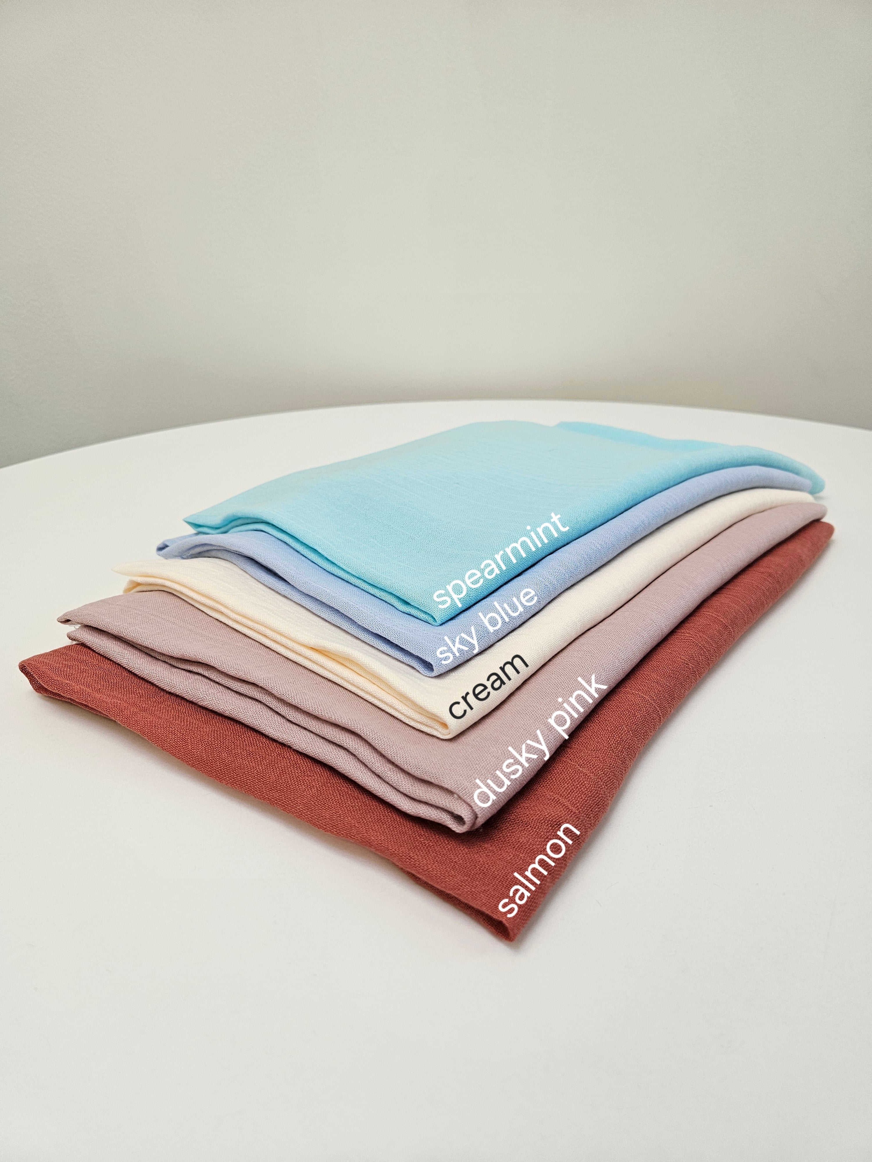 TRENDING MODAL HIJABS