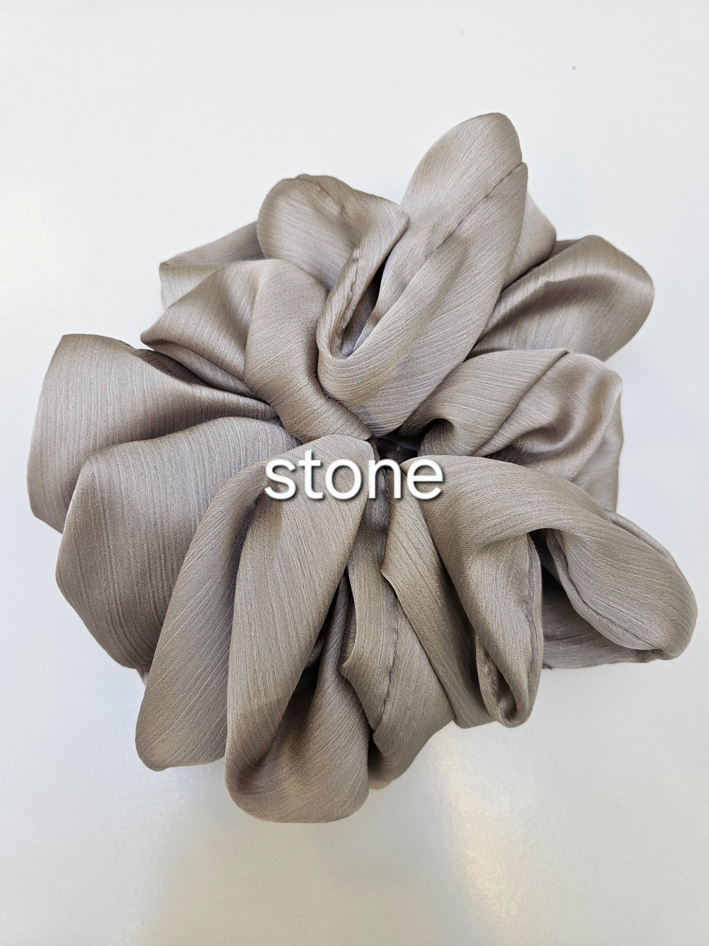 LUXURY HAIR SATIN SCRUNCHIE VOLUMISER