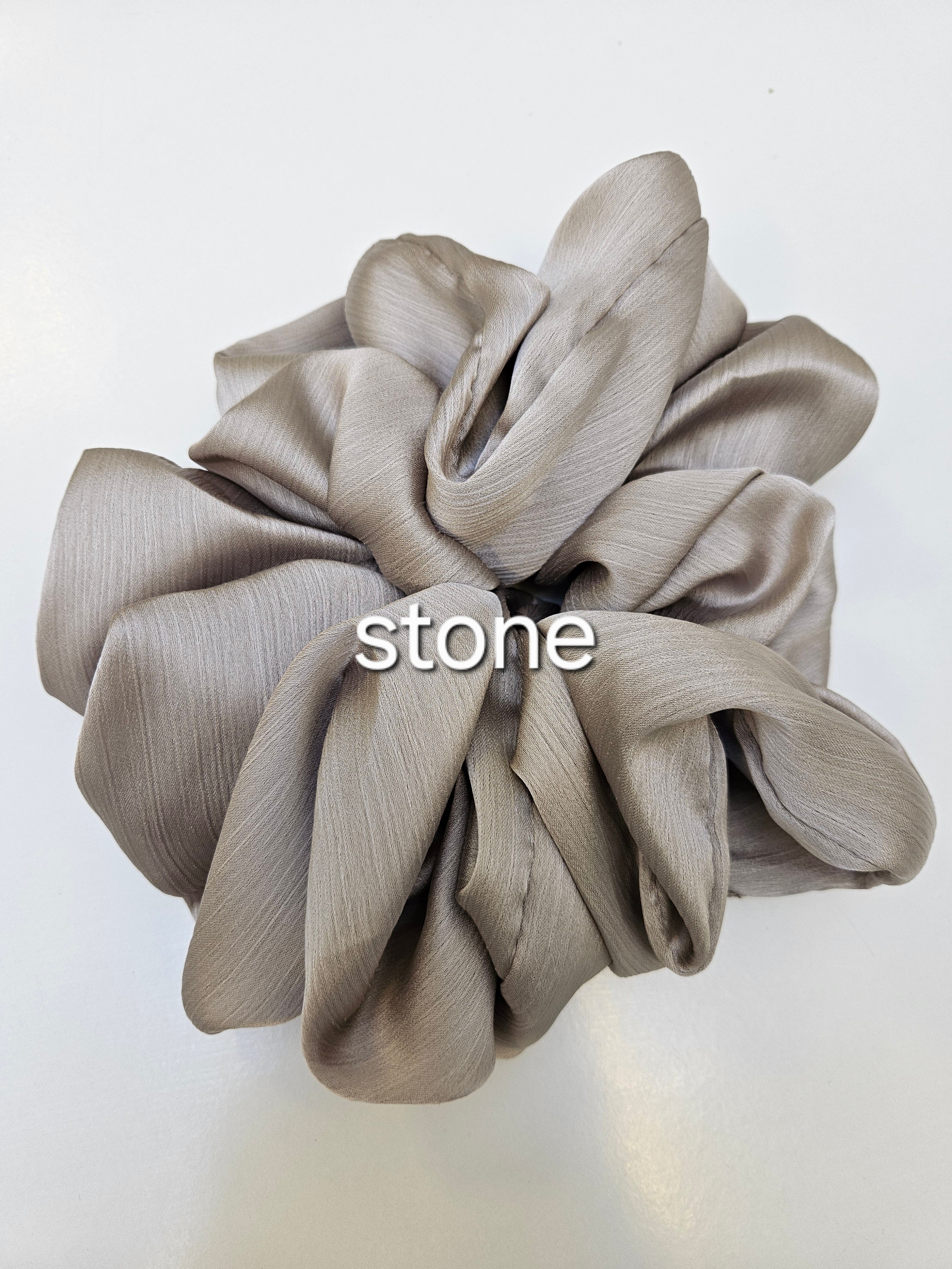 LUXURY HAIR SATIN SCRUNCHIE VOLUMISER