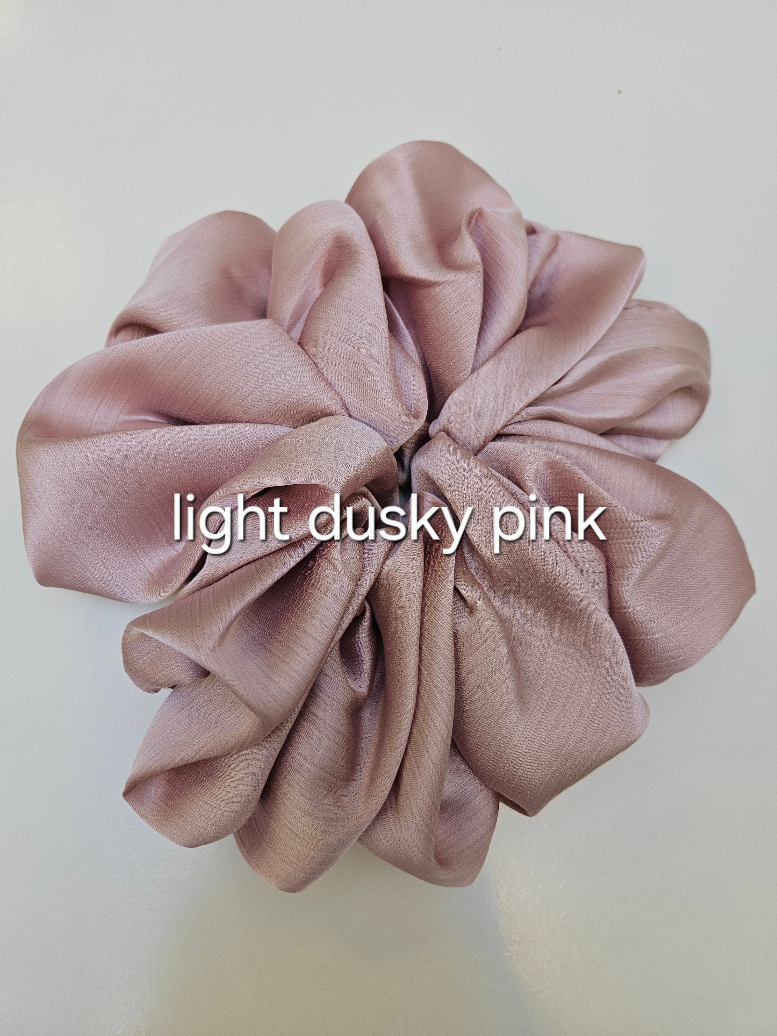LUXURY HAIR SATIN SCRUNCHIE VOLUMISER