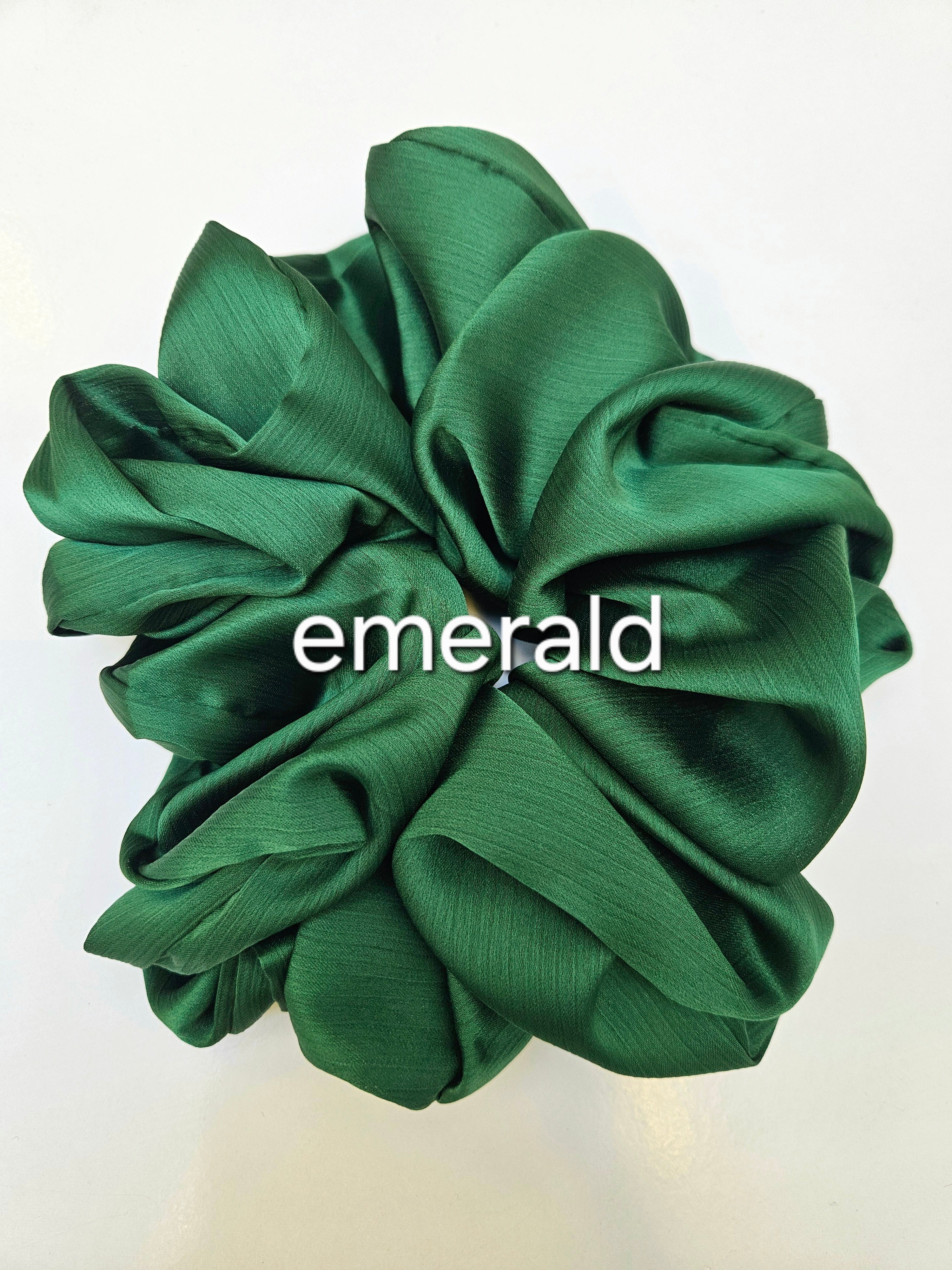 LUXURY HAIR SATIN SCRUNCHIE VOLUMISER