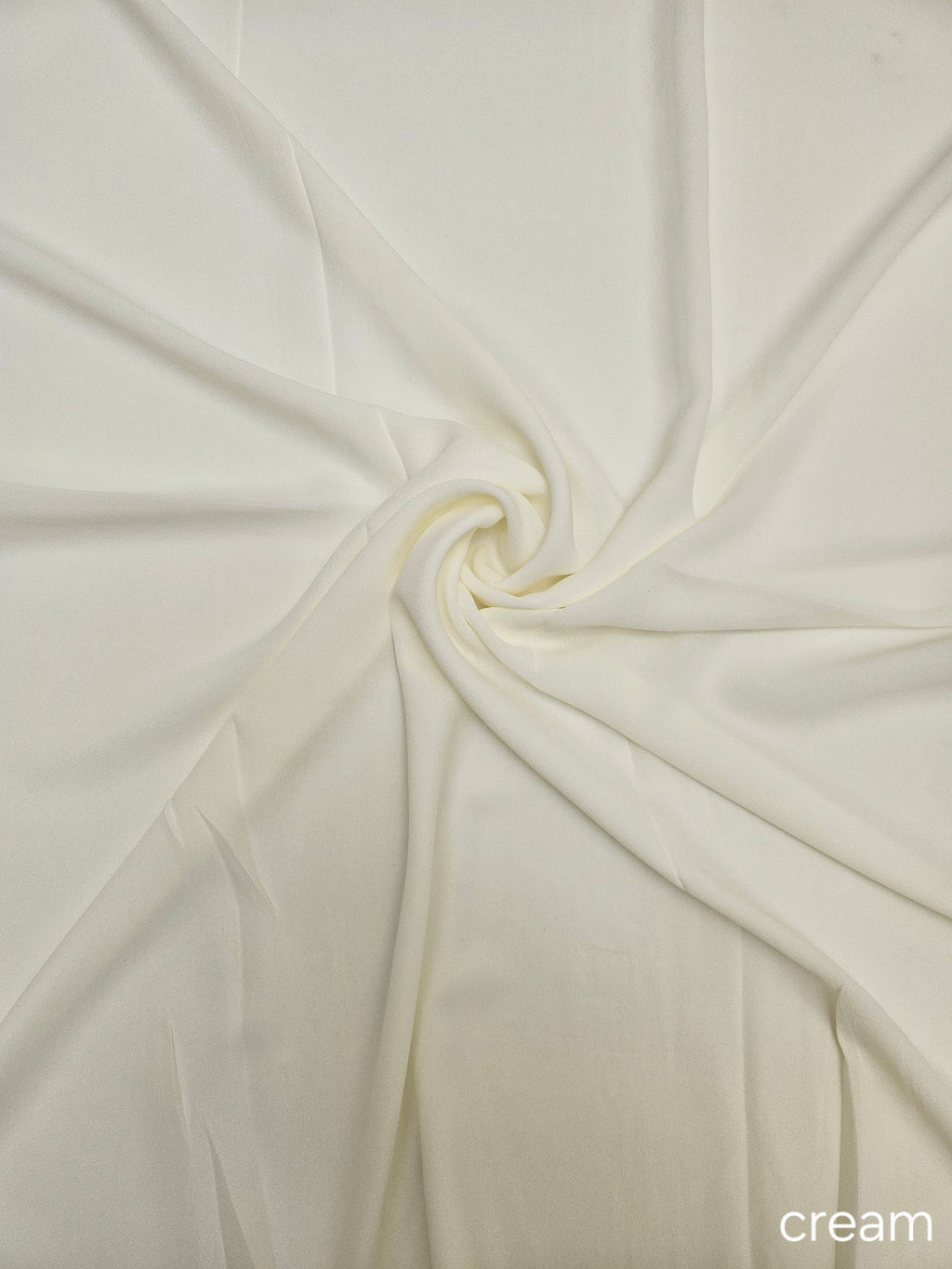 PREMIUM LIQUID CHIFFON HIJAB – STRETCHY, LIGHTWEIGHT & ELEGANT